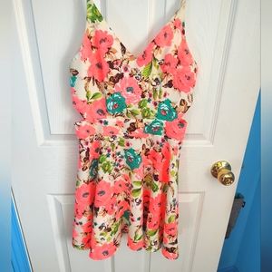 Summer mini dress with side cut outs